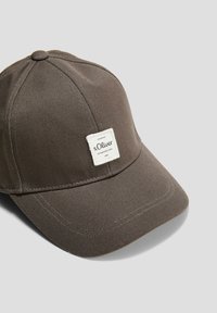 s.Oliver Cap - olivgrün