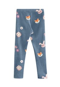 Leggings in pile blu con un motivo di volpi, gufi, coniglietti, fiori e farfalle in colori pastello. Tessuto morbido, cintura elastica.