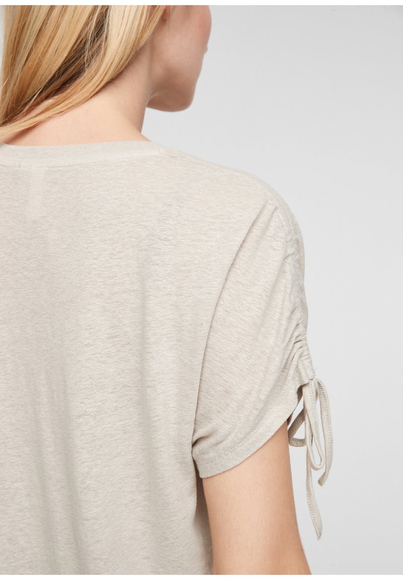 Damen T-Shirts | QS by s.Oliver T-Shirt basic beige/sand - NK19866 Damen T-Shirts | QS by s.Oliver T-Shirt basic beige/sand - NK19866