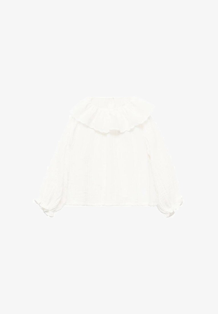 Weiße Bluse mit Rüschenausschnitt, langen Ärmeln mit elastischen Bündchen und strukturiertem Stoff. Das Design ist lässig und fließend.