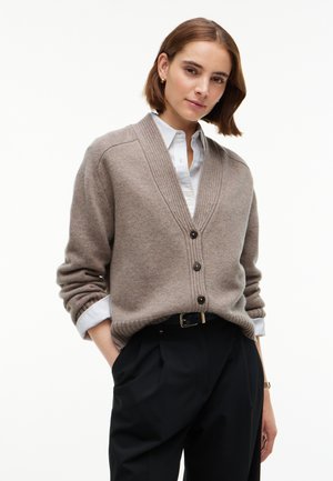 Tommy Hilfiger, CASHMERE BLEND RELAXED V-NECK CARDIGAN - Жилетка - soft taupe melange
