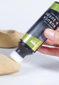 Kaps SHOE CONDITIONER FOR NUBUCK AND SUEDE WITH SPONGE APPLICATOR - Prodotto per la cura delle scarpe - transparent