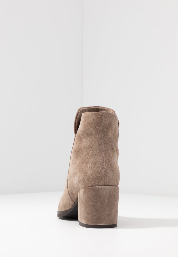 LEATHER  - Ankle boots - beige3