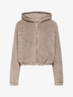 Kort, hætteklædt jakke i blødt beige imiteret pels med frontlynlås og elastisk kant og manchetter, med en blød tekstur.