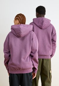 Obey Clothing LOWERCASE HOOD UNISEX - Felpa - pigment plum perfect