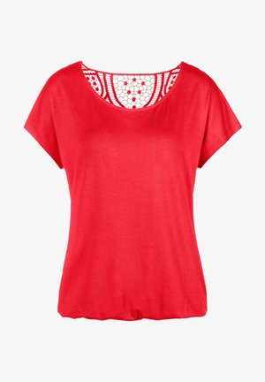 Rode korte mouwen t-shirt met een ronde hals en kantdetails op de rug. Gemaakt van zachte, lichte stof met een ontspannen pasvorm.