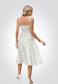 Cupshe MIDI MILKMAID - Robe de jour - white