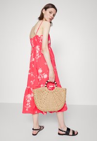 Marks & Spencer FLO CAMI TIER DRESS - Vestido de dia - coral mix