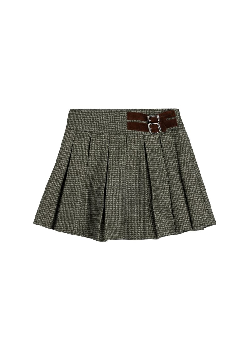 Groene geruite geplooide rok met een bruine suede riemaccent en zilveren gesp. De stof heeft een gestructureerde afwerking, wat zorgt voor een gestructureerde vorm.