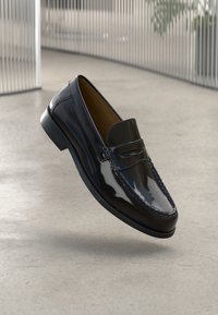 LEATHER - Našuchovačky - burgundy