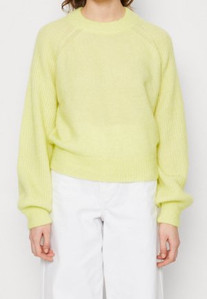 Second Female Sweter