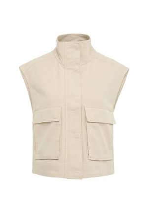 Beige mouwloze vest met een hoge kraag, twee borstzakken en een knoopsluiting aan de voorkant. Gemaakt van stevig materiaal met een gladde textuur.