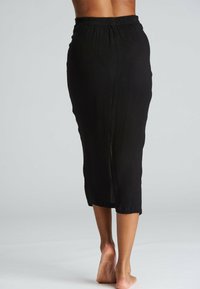 South Beach CRINKLE TWISTED SKIRT - Falda larga - black
