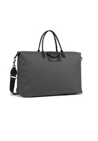 Borsa tote in nylon grigio con dettagli in pelle nera, manici superiori doppi, tracolla staccabile e chiusura con zip. Presenta una toppa con logo.