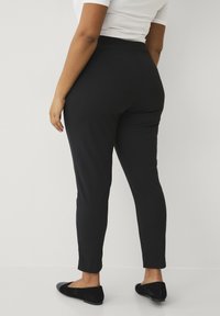 Ellos Plus collection ELSA - Leggings - schwarz