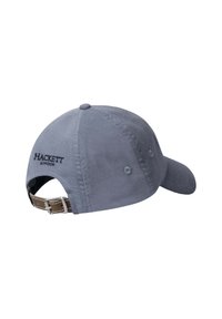 Gorra de pana gris con visera curvada, bordada con "HACKETT LONDON" en un lateral, correa ajustable de cuero en la parte trasera, seis orificios de ventilación.