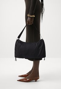 Even&Odd Borsa a tracolla - black