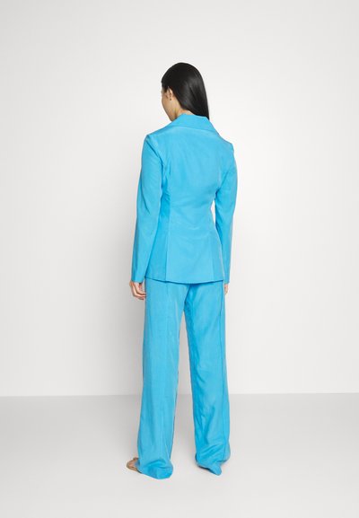 Rejina Pyo CORA TROUSERS - Nadrágok - blend vivid blue