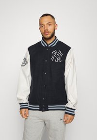 New Era new york yankees anniversary patch varsity jacket - Casaco de treino - french navy/off-white