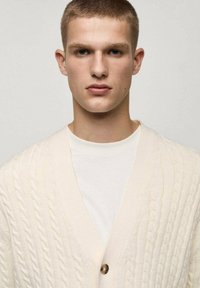 Mango Cardigan - off-white