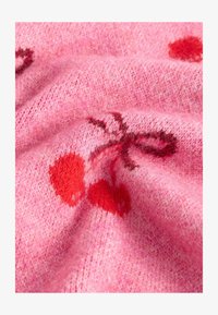 Ausgewählt, bright pink cherry