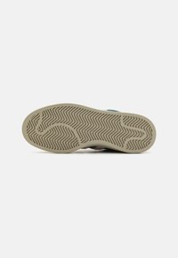 adidas Originals Skate shoes - dark green