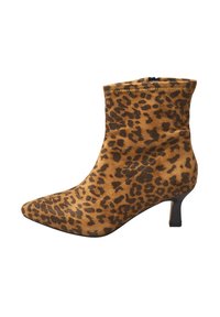 Botín de ante con estampado de leopardo, punta afilada, corte ajustado y tacón de bloque de 5 cm. Costuras negras que añaden detalle.