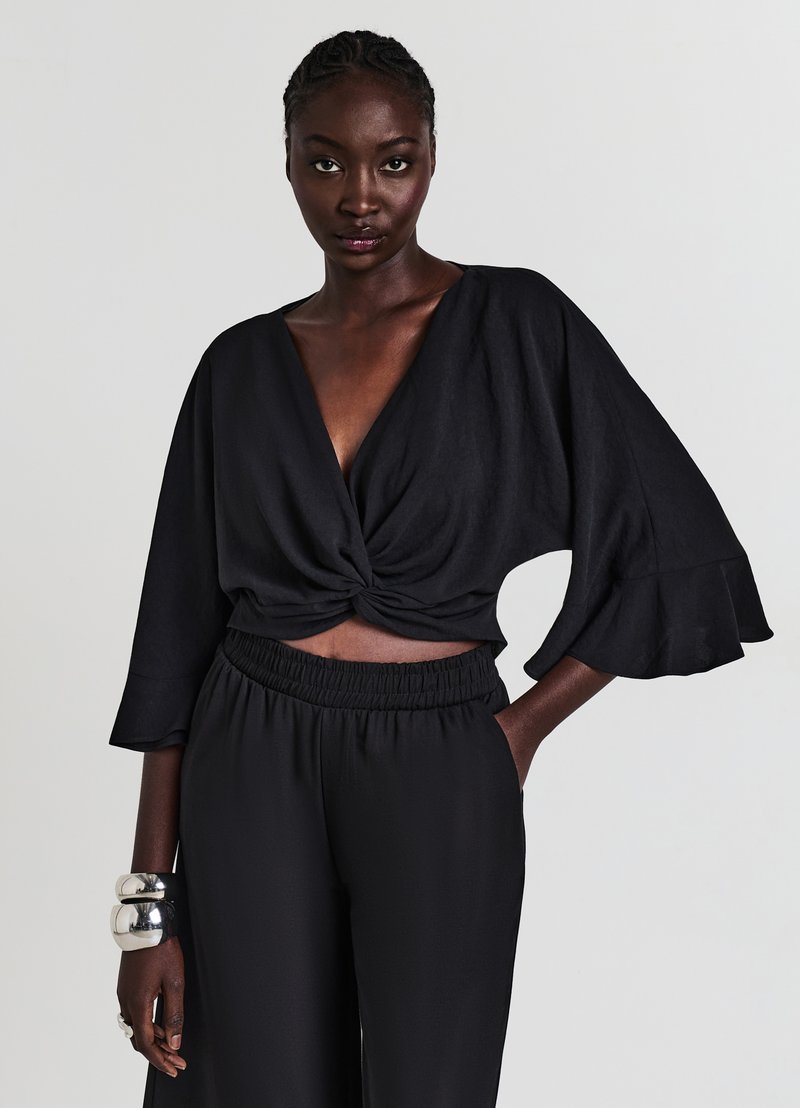 Calliope Camicetta - ultrablack