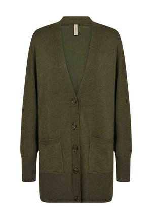 Cardigan verde oliva realizzato in morbido tessuto a maglia, con scollo a V, cinque bottoni, due tasche frontali e polsini a coste.