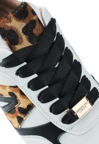ALEXANDER SMITH Sneakers - bianco