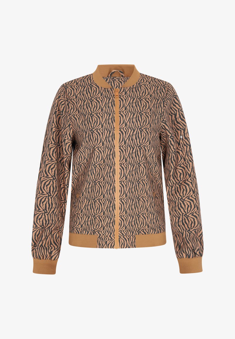 Cazadora bomber con estampado de cebra marrón y negro, con cierre frontal de cremallera, cuello y puños acanalados, que presenta una tela suave y texturizada.