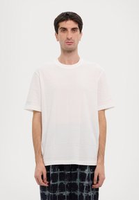 Armani Exchange Camiseta estampada - off white