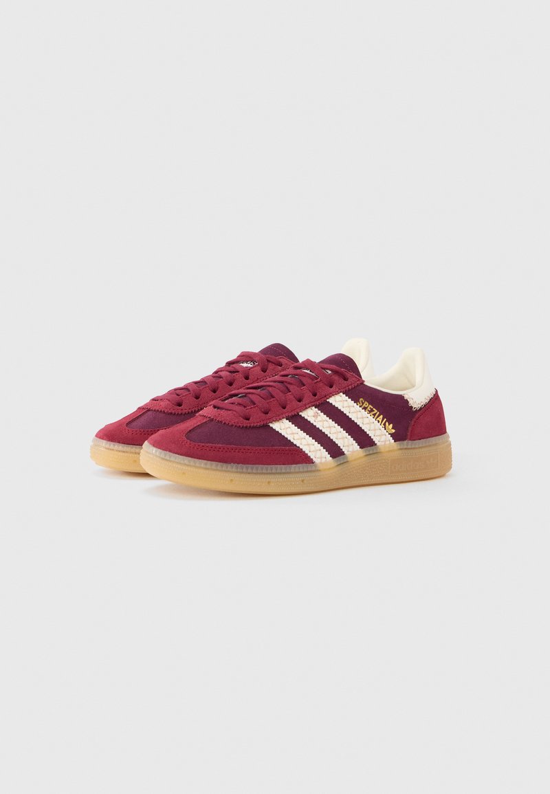 adidas gazelle silver green womens adidas Mens Gazelle Indoor Pro Shoes 9.5 main image 1