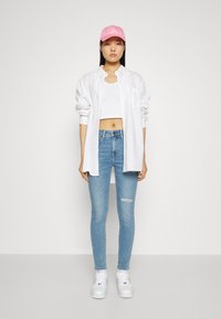 Levi's® 721™ HIGH RISE SKINNY - Vaqueros pitillo - level up
