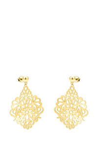 Guldtonade hängande örhängen med en utsmyckad, utklippt design med ett filigranmönster, hängande från en rund studfäste.