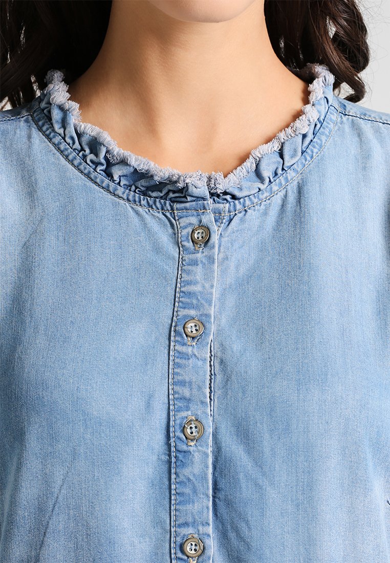 Cream LUSSA DRESS - Denim dress - light 