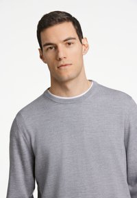 Lindbergh CREW NECK - Strickpullover - grey mel