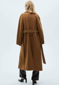 Mango Trenchcoat - brown