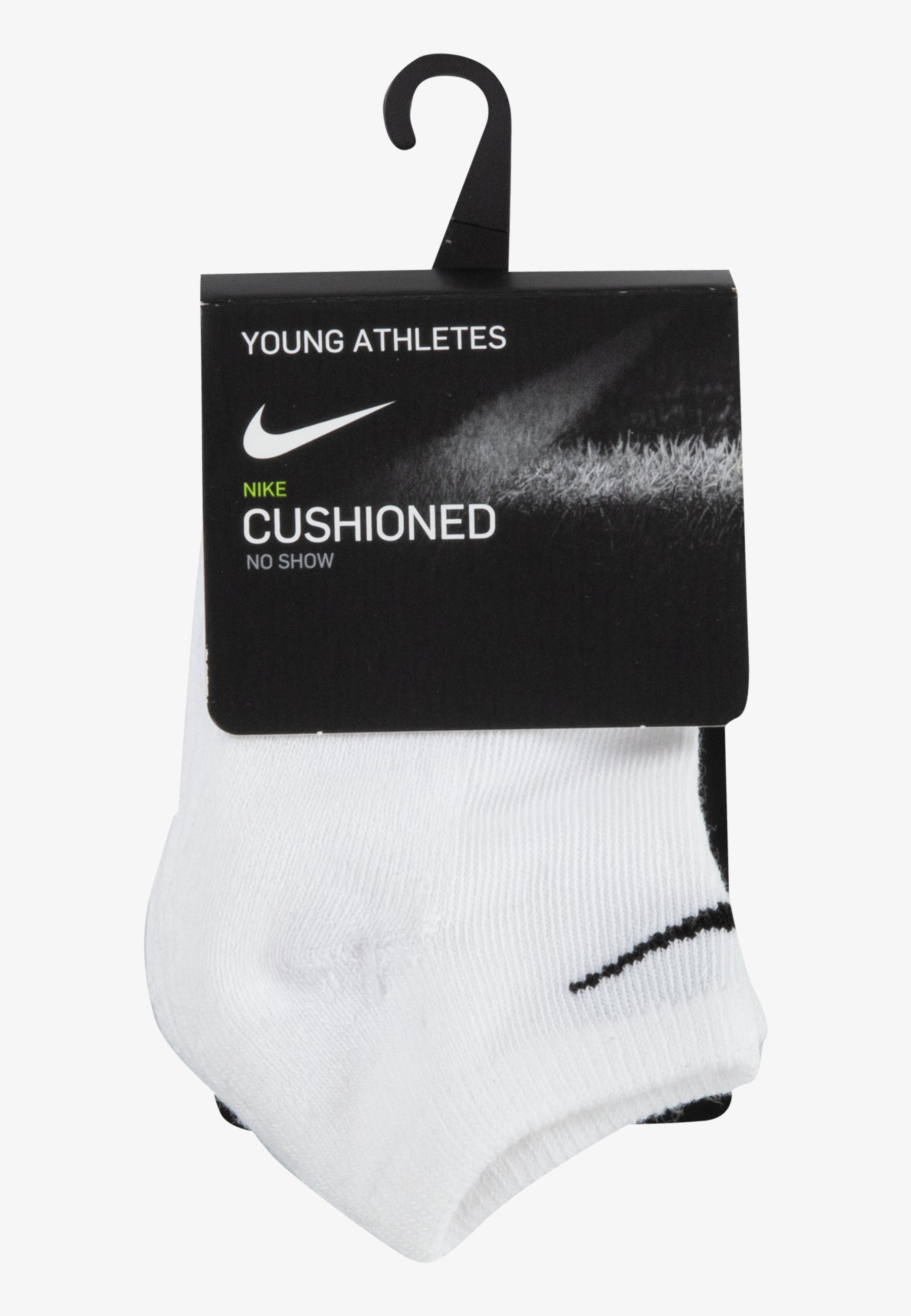 no show white nike socks
