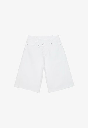 Stradivarius, CROSSOVER WAIST JORTS - Kratke hlače od trapera - white
