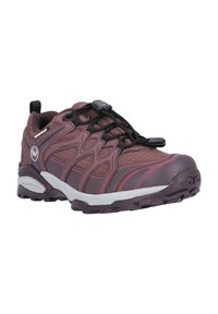 Bordeaux farbene, wasserfeste Wanderschuhe mit strukturierten Mesh-Einsätzen, schwarzen Schnürsenkeln und einer robusten Gummisohle. Verfügt über eine Zuglasche für ein einfaches Anziehen.