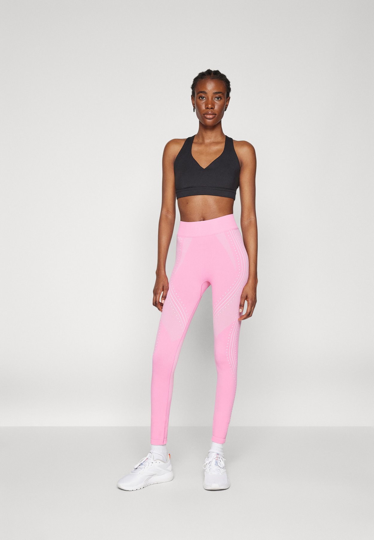 FULL LENGTH HIGH RISE SEAMLESS LEGGINGS WITH CONTRAST PATTERN
