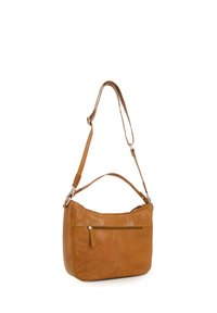 Brun læder crossbody taske med justerbar rem, enkelt top håndtag, frontlomme med lynlås, glat overflade og rund silhuet.