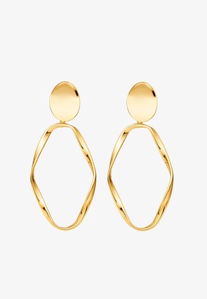 Orecchini pendenti in tono oro con una parte superiore circolare e un pendente a forma di diamante intrecciato, finitura lucida senza motivi o decorazioni visibili.