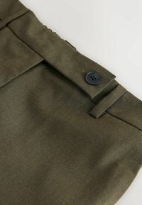 Unausgewählt, khaki green