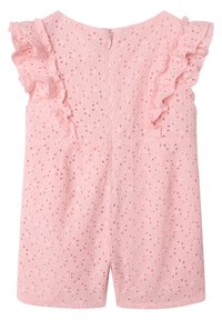 Růžový volánkový bezrukávový overal vyrobený z vyšívané látky s dekorativními výřezy, s uzávěrem na zip vzadu a hladkým povrchem.