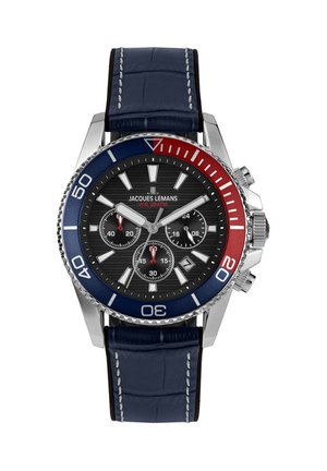 Jacques Lemans hronogrāfs ar melnu ciparnīcu, sudraba korpusu, zilu un sarkanu rāmīti un tumši zilu ādas siksnu ar baltu dūrienu.