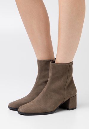 Vagabond, Bottines - grey