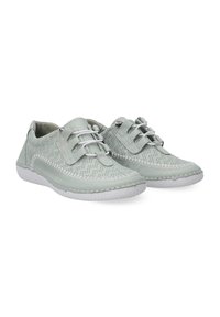 Hellgrüne, durchlöcherte Leder-Schuhe mit weißen Akzenten, Schnürdesign, strukturierten Sohlen und kontrastierenden Nahtdetails.