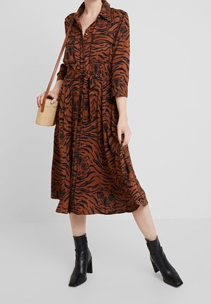 s.Oliver BLACK LABEL, Robe chemise - brown